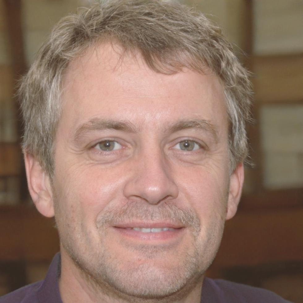 Dr. Michael Weber, Wirtschaftsanalyst und Hauptdozent